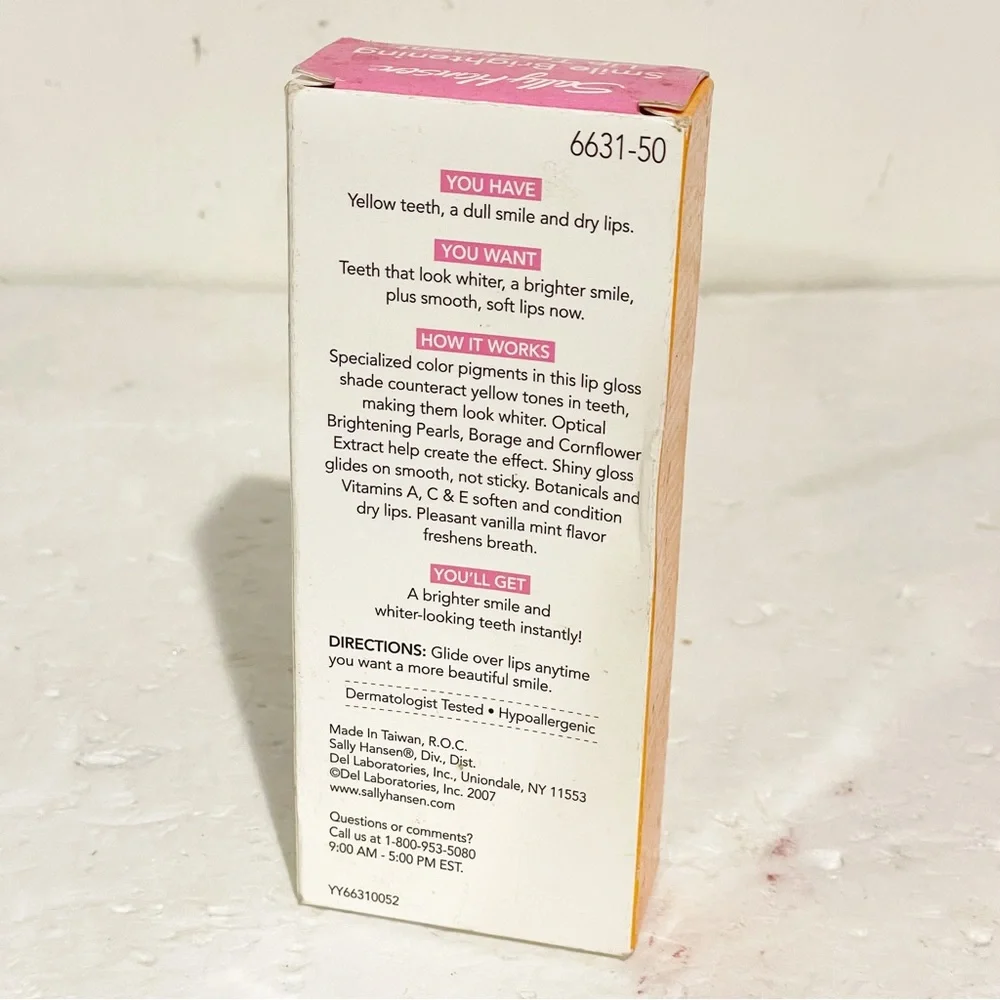 SALLY HANSEN Smile Brightening Lip Treatment‎ Gloss Brilliant NEW Makeup